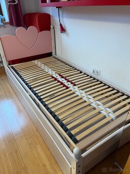 Postel se šuplíkem - 3