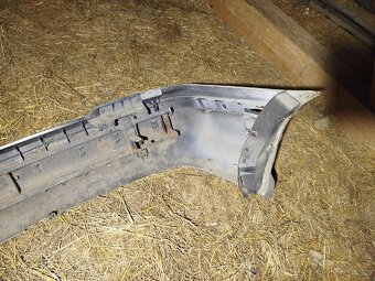 Zadní nárazník Volvo V40 rok 1998 - 3