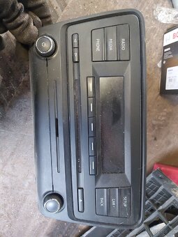 Autoradia do Skoda Octavia a Vw Passat - 3