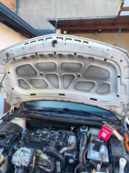 Přední kapota Opel Astra j 2011 - 3