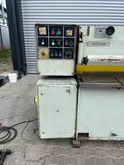 Tabulové nůžky NTC 2500/4 - 3