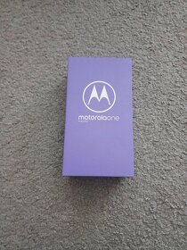 Motorola moto one macro - 3