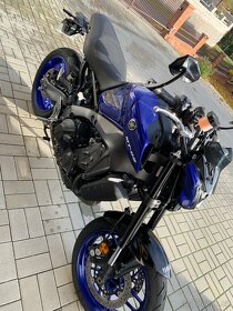 YAMAHA MT-09 - 3