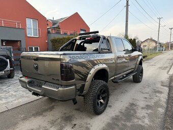 DODGE RAM 2500 HEMI LPG  ROUGH COUNTRY - 3