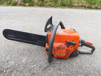 MOTOROVÁ PILA OLEO-MAC GS 520 - 3