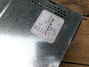 VW T5 - orig. radio s CD - 3