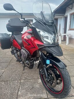 Suzuki DL 650 - 3