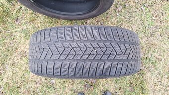 Zimní pneu Pirelli 235/55 R18 4KS-1000,- - 3