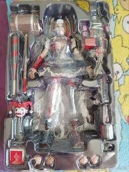 Hot toys Harley Quinn Arkham 1/6 - 3