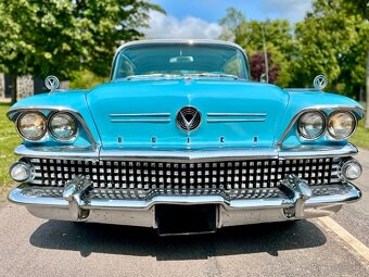 1958 Buick Roadmaster Limited Riviera - 3