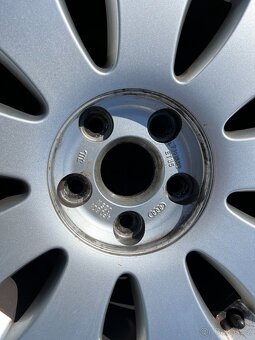 4x alu disky 5x112 R16, letní pneu - 3