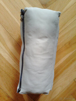 Masážní polštář (Versatile Pillow Massager) - 3