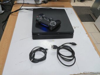 Herní konzole Playstation 4 Slim 500GB model: CUH-2216A - 3