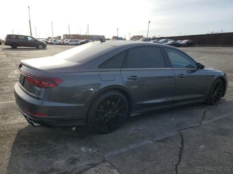 2022 Audi S8 4.0L All wheel drive - 3