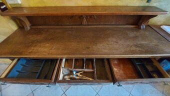 Starožitný příborník - 3