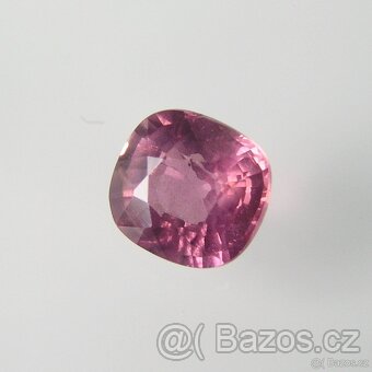 Safír přírodní-cushion-0,58 ct. - 3