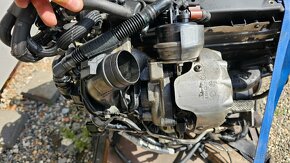 Díly - z motoru CNHA 2.0 TDi 140kW VW AG - 3