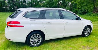 Peugeot 308SW, Allure, panorama, ČR, rok 2019, velmi pěkný - 3