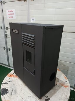 Prodám peletková kamna - 3