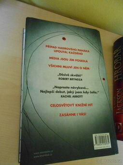 Prodám detektivky - 3