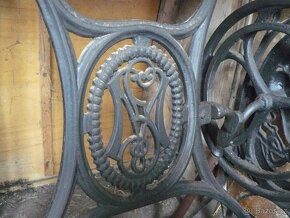 Šicí Stroj americký - 3