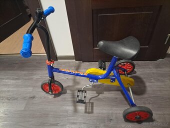 Dětská tříkolka ježděná jen doma. - 3