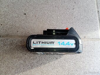 black decker strunová sekačka GLC1423L - 3