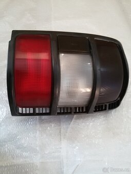 Mitsubishi Pajero  II – Světla - 3