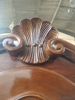 Prosklená skříň - 3