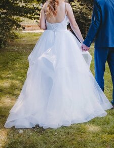 Svatební šaty s tylovou sukní - 3