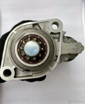 Startér motoru BOSCH 1005821896 - 3