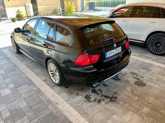 BMW rad 3 Touring 320d Touring xDrive A/T - 3