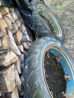 Kola Zetor 9,5-32 - 3