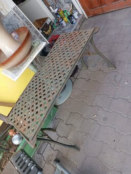 LITINOVY STUL - 3