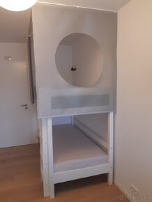 Patrová postel vč paravanů a lišty - 3