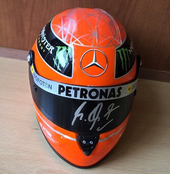 Michael Schumacher originální autogram replika helmy 1:2 - 3