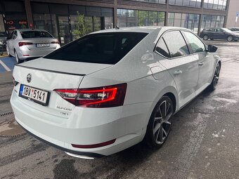 Škoda Superb 2.0 TDi 4x4 Sportline DSG 140kw nez. topení ACC - 3
