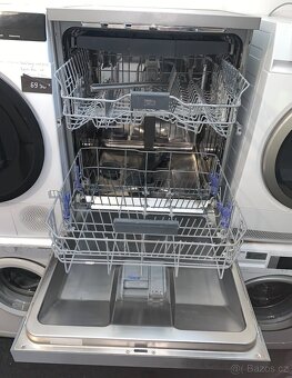 Myčka Beko DFN 28422X - 3