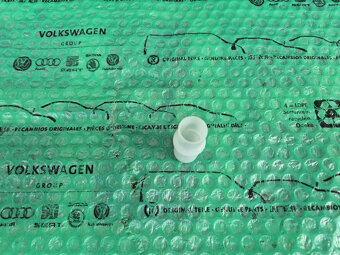 pouzdro páky řazení Škoda Favorit , Felicia 002311745 - 3