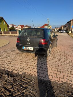 Golf IV - 3