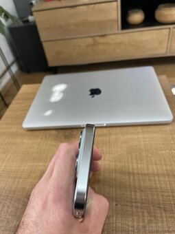 iPhone 15 Pro 256GB Natural - 3