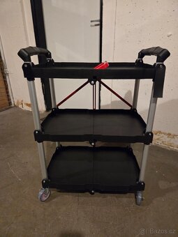 Prodám hliníkové štafličky, stolek. - 3