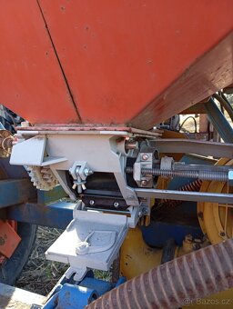 Predám sejacku - 3