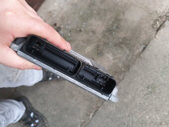 Prodám řídící jednotku 036 906 034 BL z Fabia 1 - 3