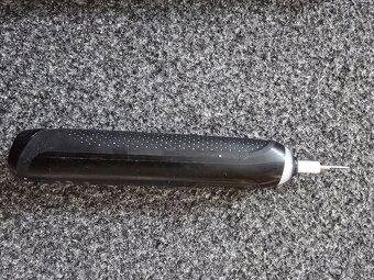 Elektrický zubní kartáček Oral-B Genius X Midnight Black– po - 3