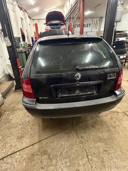 Octavia 1 1.8 T 110 kw - 3