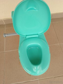 Splachovací záchod/nočník - 3