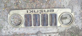 Suzuki LJ 80 - přední maska - 3