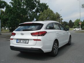 Hyundai i30 1.6 CRDi 1. Maj. ČR DPH - 3