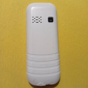 Tlačítkový telefon dual sim bez nabíječky - 3